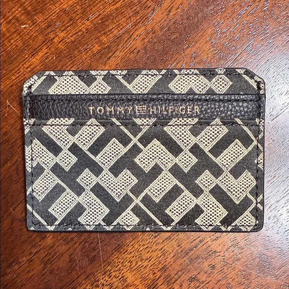 Tommy Hilfiger Monogram Black and Cream Card Holder